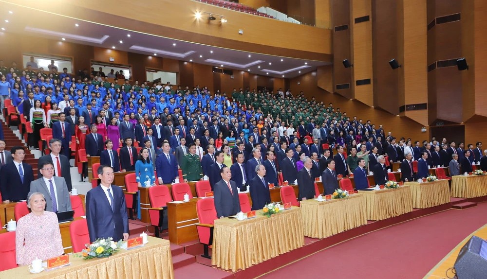 Các đại biểu tham dự buổi lễ