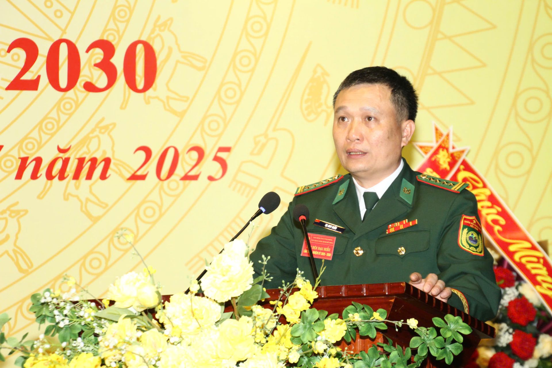 Đại tá Tạ Duy Hiển – Chỉ huy Trưởng Ban Chỉ huy BĐBP thành phố Hải Phòng phát biểu khai mạc Đại hội.