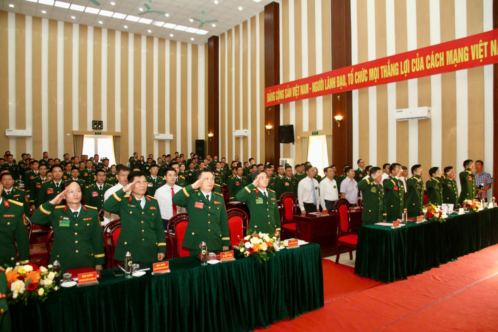 Đại tá Tạ Duy Hiển – Chỉ huy Trưởng Ban Chỉ huy BĐBP thành phố Hải Phòng phát biểu khai mạc Đại hội.