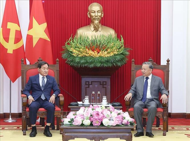 Tổng Bí thư Tô Lâm tiếp ông Park Chang Dal, Đặc phái viên của Tổng thống Hàn Quốc. Ảnh: Thống Nhất/TTXVN