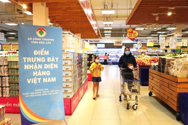 Tỉnh Đắk Lắk sẽ tổ chức các hoạt động khuyến mại phục vụ người tiêu dùng. Tỉnh Đắk Lắk sẽ tổ chức các hoạt động khuyến mại phục vụ người tiêu dùng.