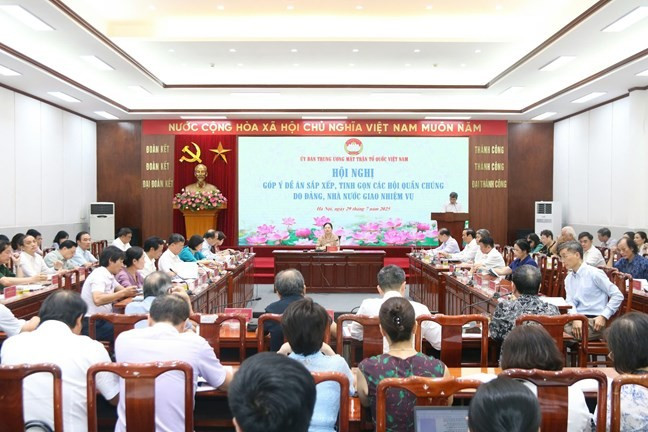 Toàn cảnh hội nghị.