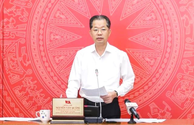 Bí thư Thành ủy Nguyễn Văn Quảng phát biểu kết luận phiên họp.