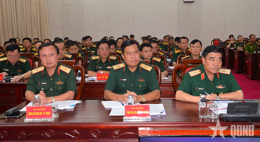 Các đại biểu tham dự hội nghị.