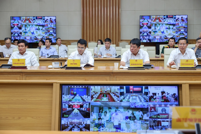 Đại diện các bộ, ngành, địa phương, doanh nghiệp dự hội nghị - Ảnh: VGP/Nhật Bắc Đại diện các bộ, ngành, địa phương, doanh nghiệp dự hội nghị - Ảnh: VGP/Nhật Bắc