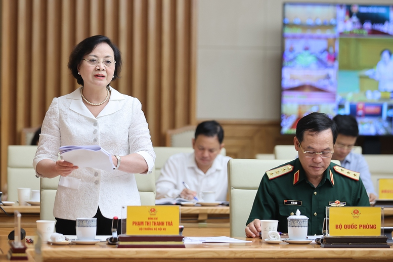 Bộ trưởng Bộ Nội vụ Phạm Thị Thanh Trà phát biểu tại hội nghị - Ảnh: VGP/Nhật Bắc. Bộ trưởng Bộ Nội vụ Phạm Thị Thanh Trà phát biểu tại hội nghị - Ảnh: VGP/Nhật Bắc.