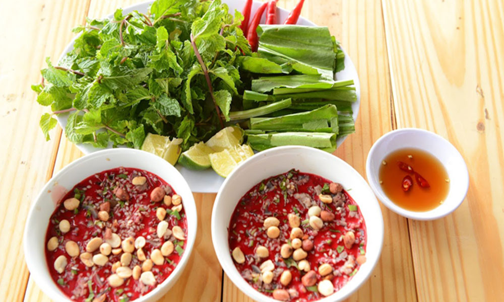 kTrung tâm Kiểm soát bệnh tật Bắc Ninh số 1huyến cáo người dân không ăn tiết canh, thịt lợn sống, tái hoặc thịt lợn không rõ nguồn gốc