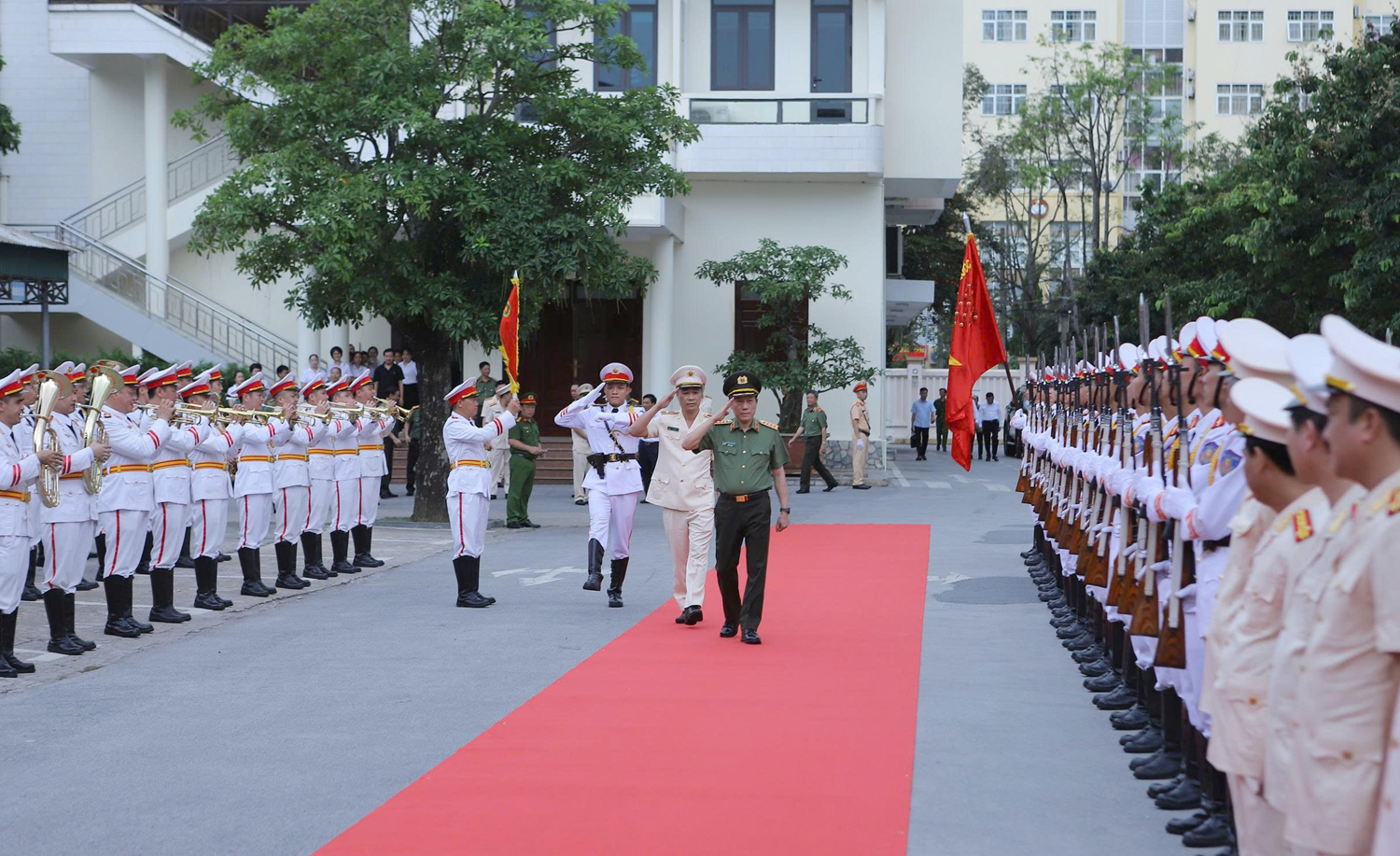 Đại tướng Lương Tam Quang, Bộ trưởng Bộ Công an duyệt đội danh dự của Công an Thanh Hóa