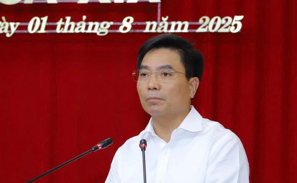 Bí thư Tỉnh ủy Nguyễn Doãn Anh phát biểu kết luận hội nghị.