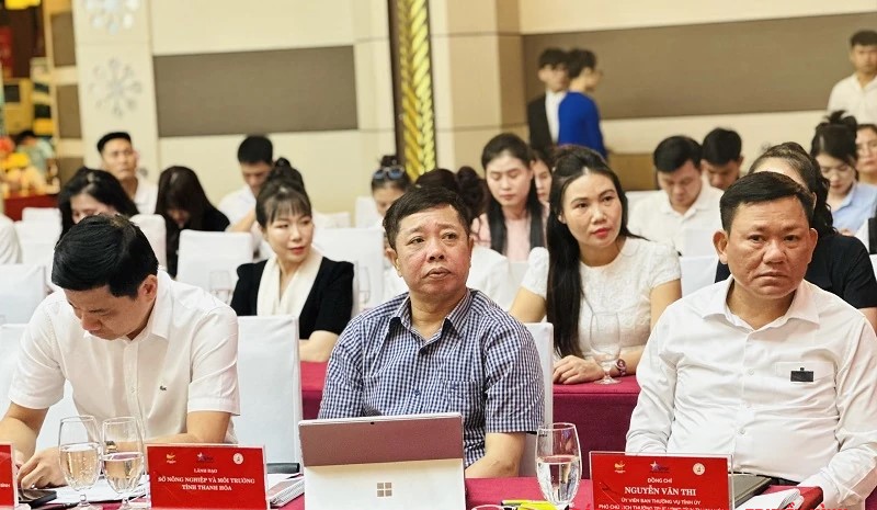 Các đại biểu tham dự