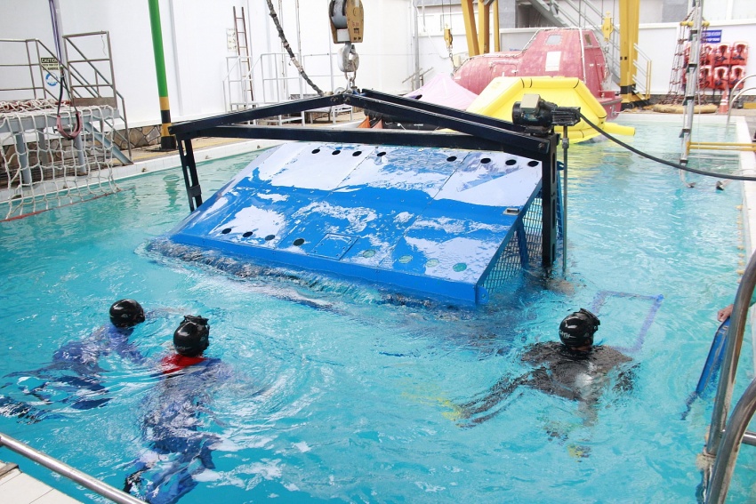 PV College tổ chức huấn luyện an toàn lao động tại các công trình biển