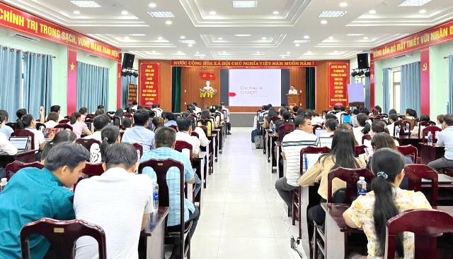 Đà Nẵng: Phường Liên Chiểu tổ chức tập huấn về chuyển đổi số, công nghệ số cho cán bộ công chức