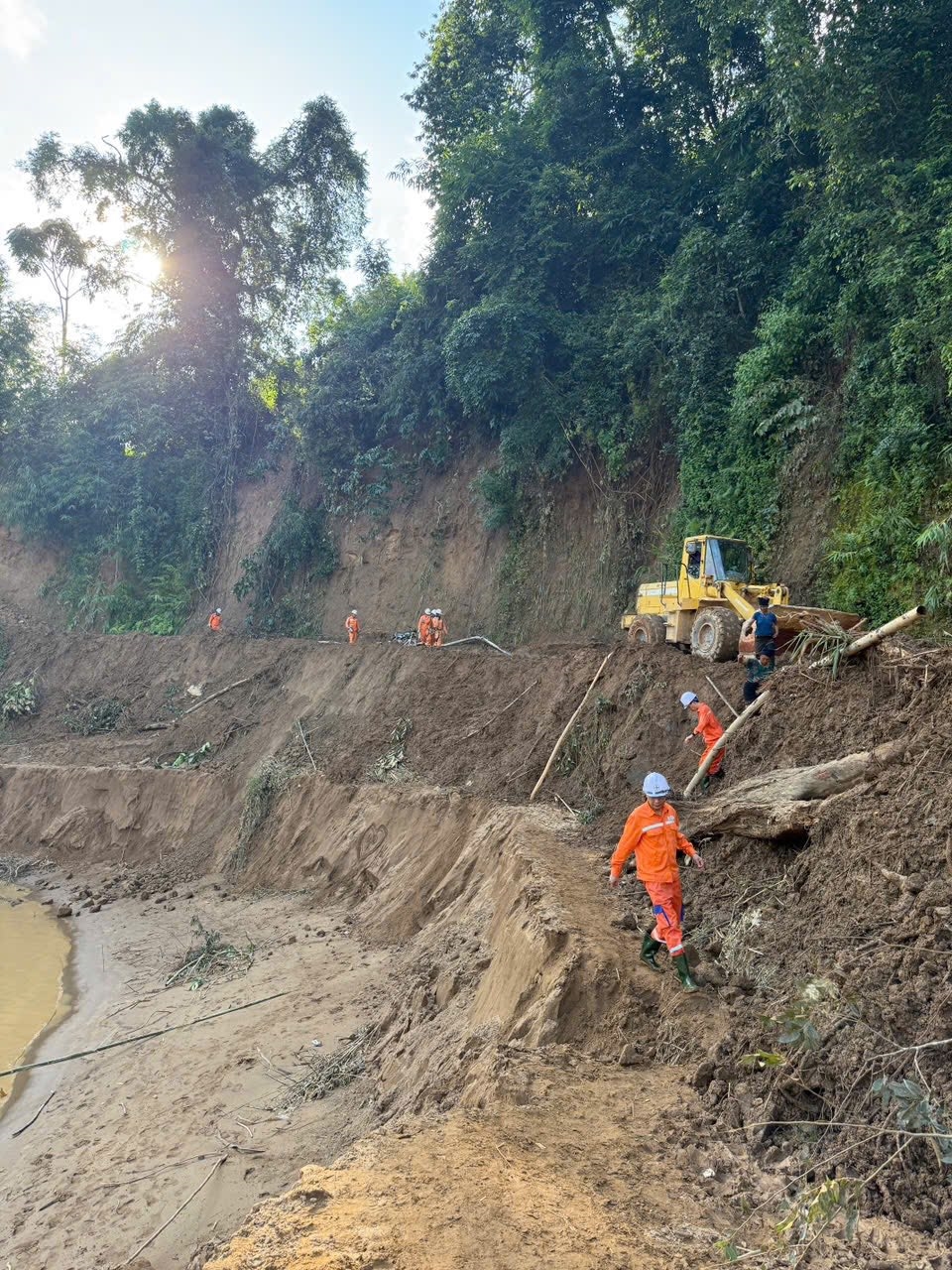 Địa hình chia cắt, nhưng mọi nỗ lực đưa điện trở lại vẫn không ngừng Địa hình chia cắt, nhưng mọi nỗ lực đưa điện trở lại vẫn không ngừng