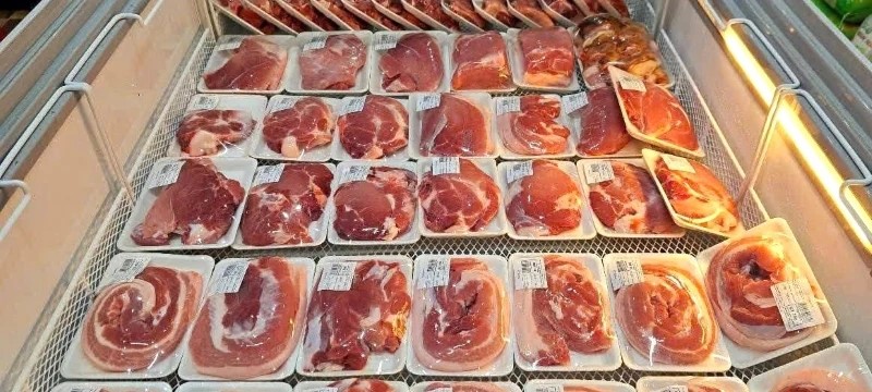 Ngành chức năng khuyến cáo người dân nên sử dụng thịt lợn có nguồn gốc, được chứng nhận an toàn.