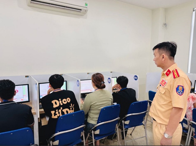 Gần 70% thí sinh đỗ sát hạch lái xe: CSGT cả nước tổ chức 2.001 kỳ thi trong hơn 3 tháng