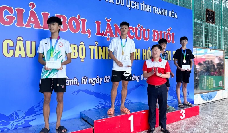 Bế mạc Giải bơi, lặn cứu đuối các Câu lạc bộ tỉnh Thanh Hóa