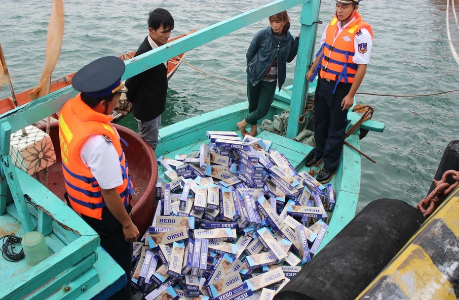 Buôn lậu trên biển, đường bộ tiếp tục leo thang, nhiều chiêu thức tinh vi