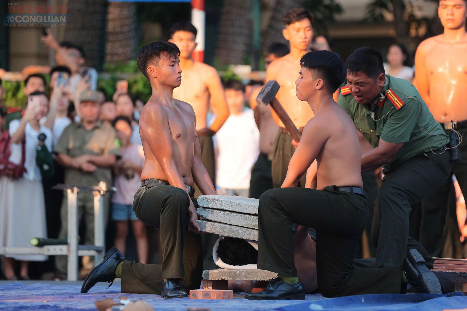 Trình diễn kungfu 