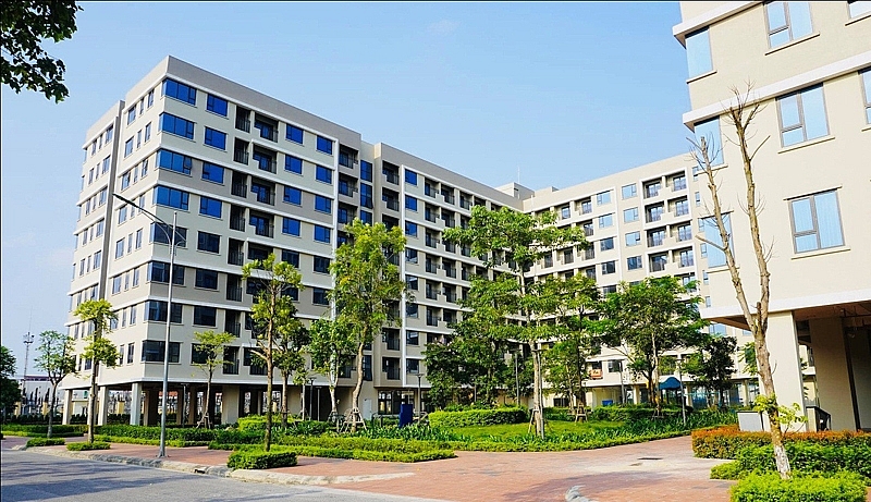 Thu nhập tháng vượt 15 triệu đồng có mất quyền mua nhà ở xã hội?