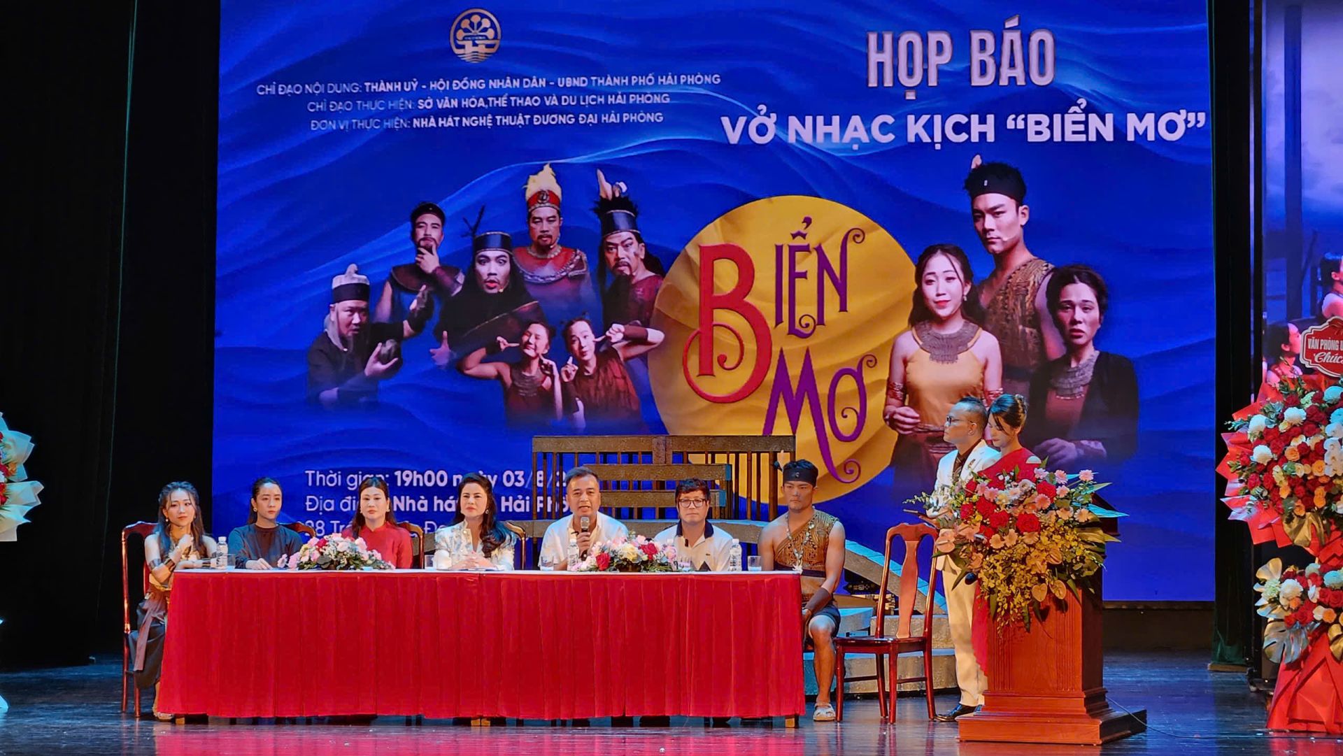 Buổi họp báo ra mắt vở nhạc kịch “Biển Mơ” - Ước hẹn Kim Giao Buổi họp báo ra mắt vở nhạc kịch “Biển Mơ” - Ước hẹn Kim Giao