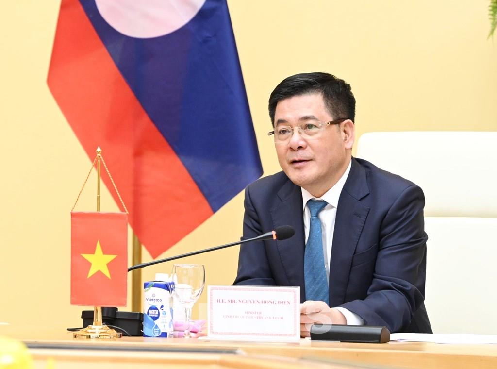Bộ trưởng Bộ Công Thương Nguyễn Hồng Diên cho biết, thương mại hai nước Việt Nam - Lào đang có những bước phát triển tích cực. Ảnh: Bộ Công Thương