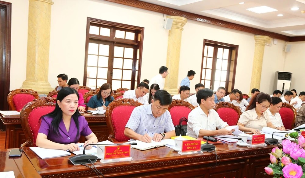 Các đại biểu tham dự hội nghị