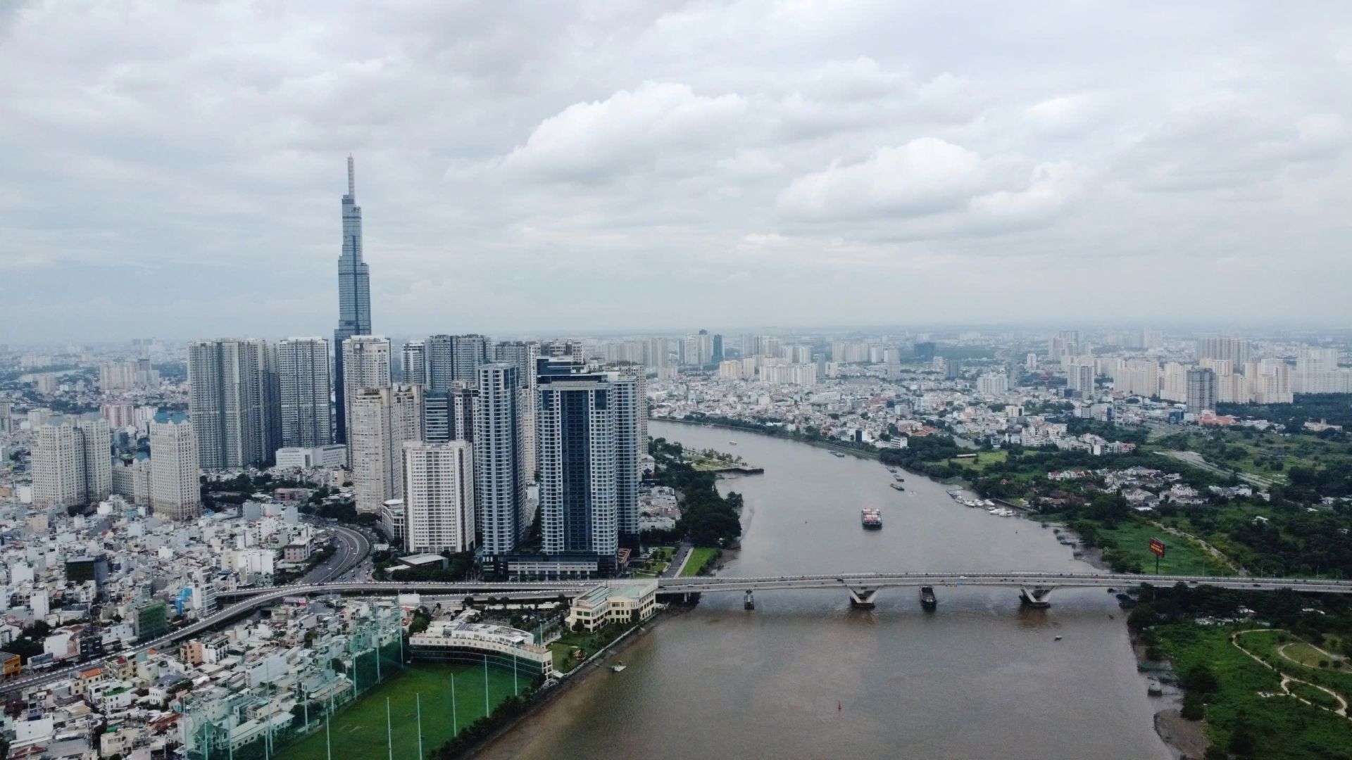 TP. HCM tập trung mời gọi đầu tư 127 dự án trọng điểm