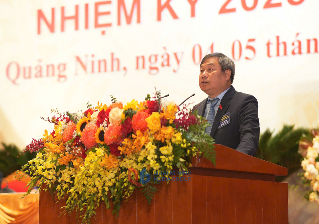 Ông Vũ Đại Thắng, Ủy viên Trung ương Đảng, Bí thư Tỉnh ủy, Trưởng Đoàn ĐBQH tỉnh, phát biểu tại Đại hội.