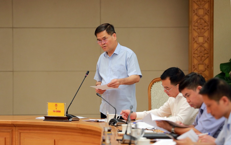 Thứ trưởng Bộ Tài chính Bùi Văn Khắng phát biểu tại cuộc họp - Ảnh: VGP/Minh Khôi Thứ trưởng Bộ Tài chính Bùi Văn Khắng phát biểu tại cuộc họp - Ảnh: VGP/Minh Khôi
