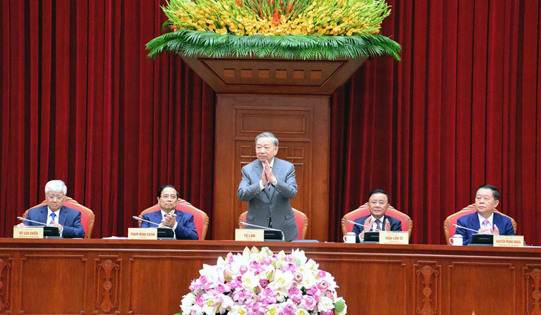 Tổng Bí thư Tô Lâm gặp mặt đại biểu trí thức, nhà khoa học, văn nghệ sĩ
