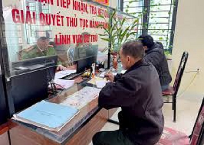 Bộ Nội vụ hướng dẫn chế độ phụ cấp cho cán bộ hội quần chúng: Làm rõ trường hợp thiếu hồ sơ tuyển dụng