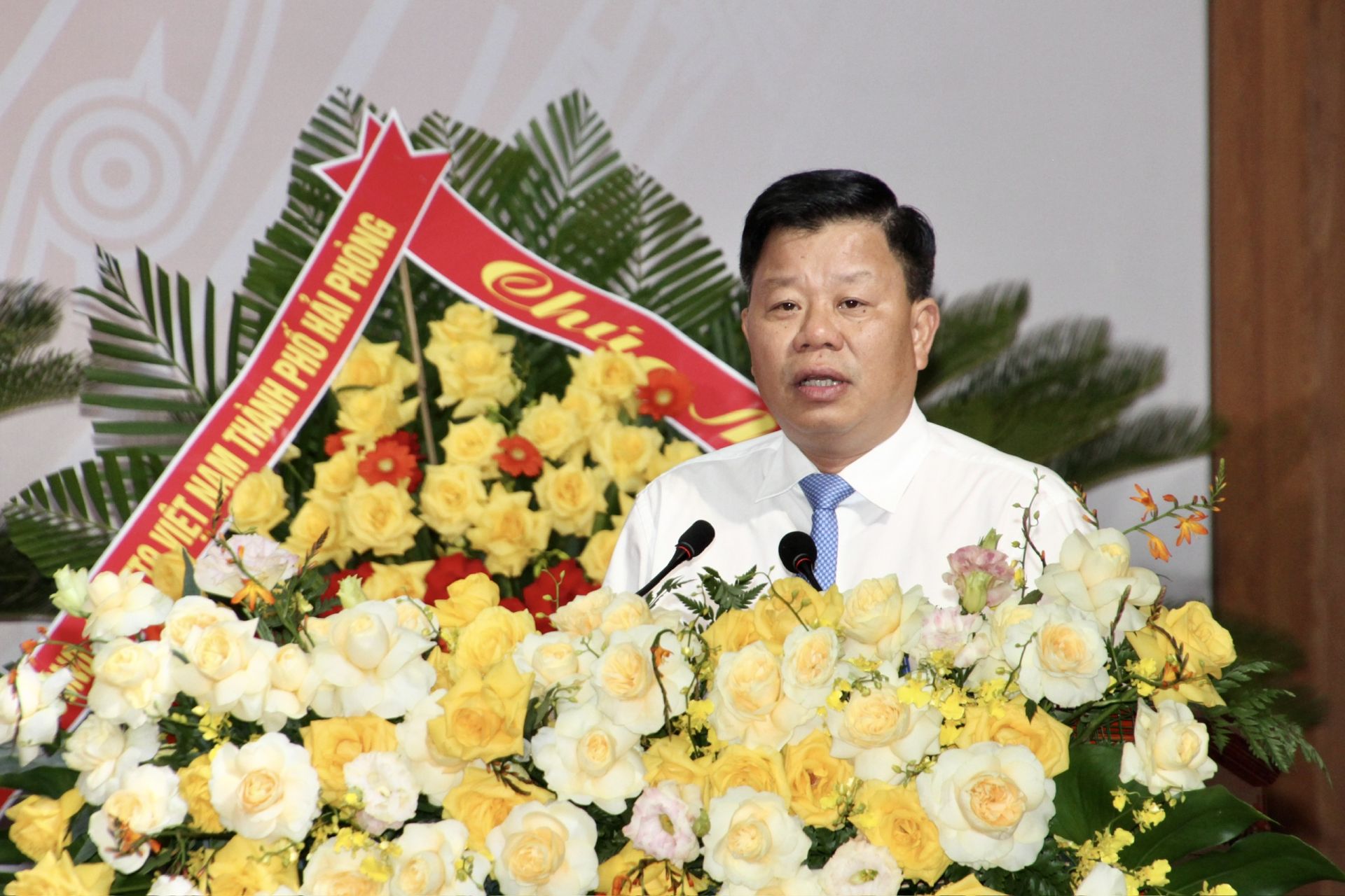 Đồng chí Lê Trung Kiên, Trưởng ban Quản lý KKT Hải Phòng phát biểu chỉ đạo Đại hội Đồng chí Lê Trung Kiên, Trưởng ban Quản lý KKT Hải Phòng phát biểu chỉ đạo Đại hội