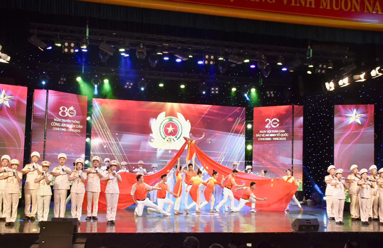 Văn nghệ chào mừng chương trình Văn nghệ chào mừng chương trình