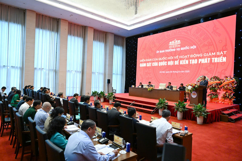 Quang cảnh Diễn đàn. (Ảnh: DUY LINH)