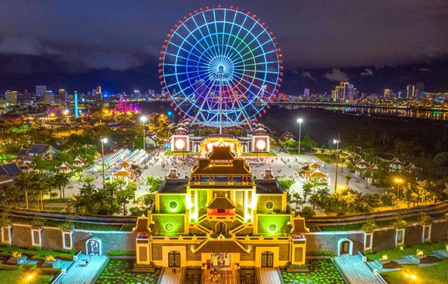 Công viên này sẽ ngừng hoạt động từ ngày 3/9 để chuẩn bị “khoác áo mới”. Công viên này sẽ ngừng hoạt động từ ngày 3/9 để chuẩn bị “khoác áo mới”.