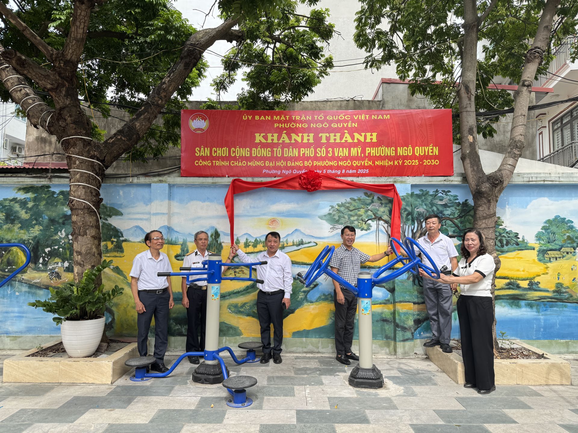 Khánh thành Sân chơi cộng đồng tại Tổ dân phố số 3 Vạn Mỹ.