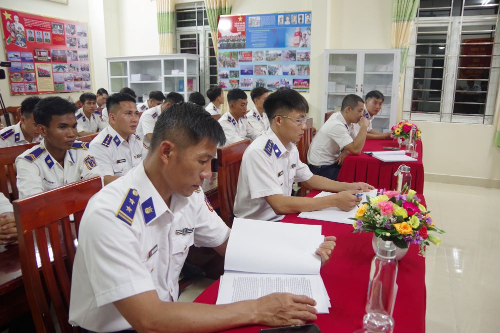 Quang cảnh buổi tọa đàm