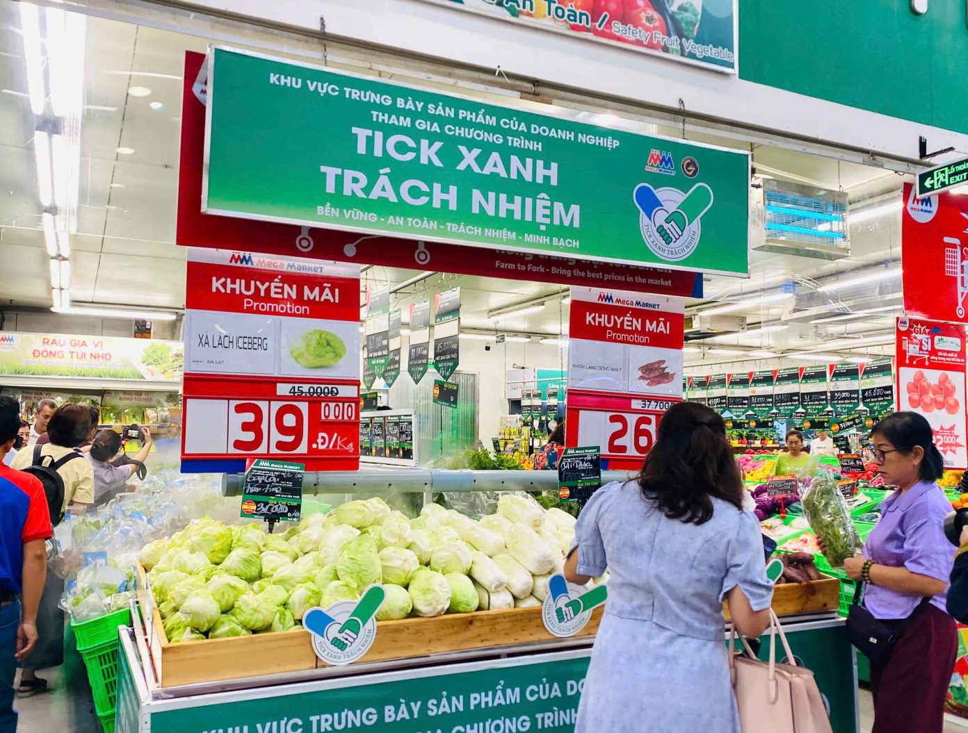 TP. Hồ Chí Minh: Sản phẩm ‘Tick xanh trách nhiệm’ dần trở thành xu hướng
