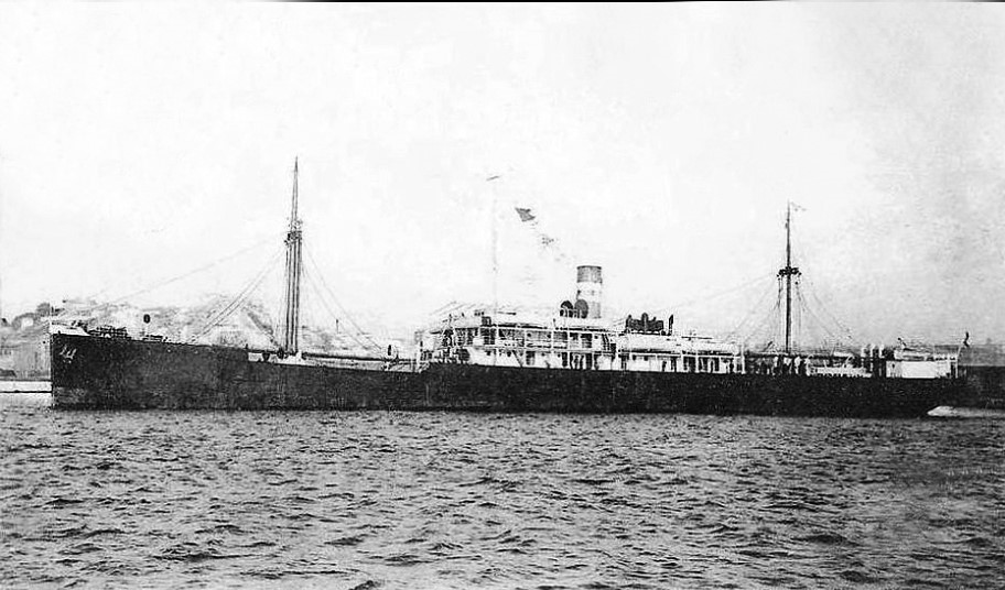 Ngày 5/6/1911, tại cảng Sài Gòn, người thanh niên yêu nước Nguyễn Tất Thành (Chủ tịch Hồ Chí Minh) quyết tâm ra đi trên con tàu Đô đốc Latouche-Tréville để thực hiện hoài bão giải phóng nước nhà khỏi ách nô lệ của thực dân, đế quốc. Ảnh: Tư liệu/TTXVN phát