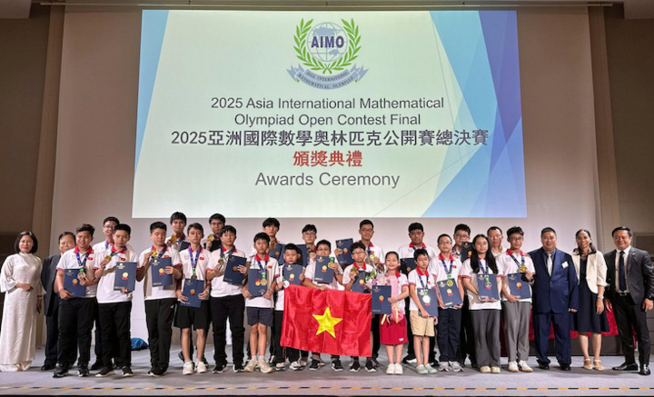 Đoàn học sinh Việt Nam thắng lớn tại đấu trường Toán học Châu Á 2025