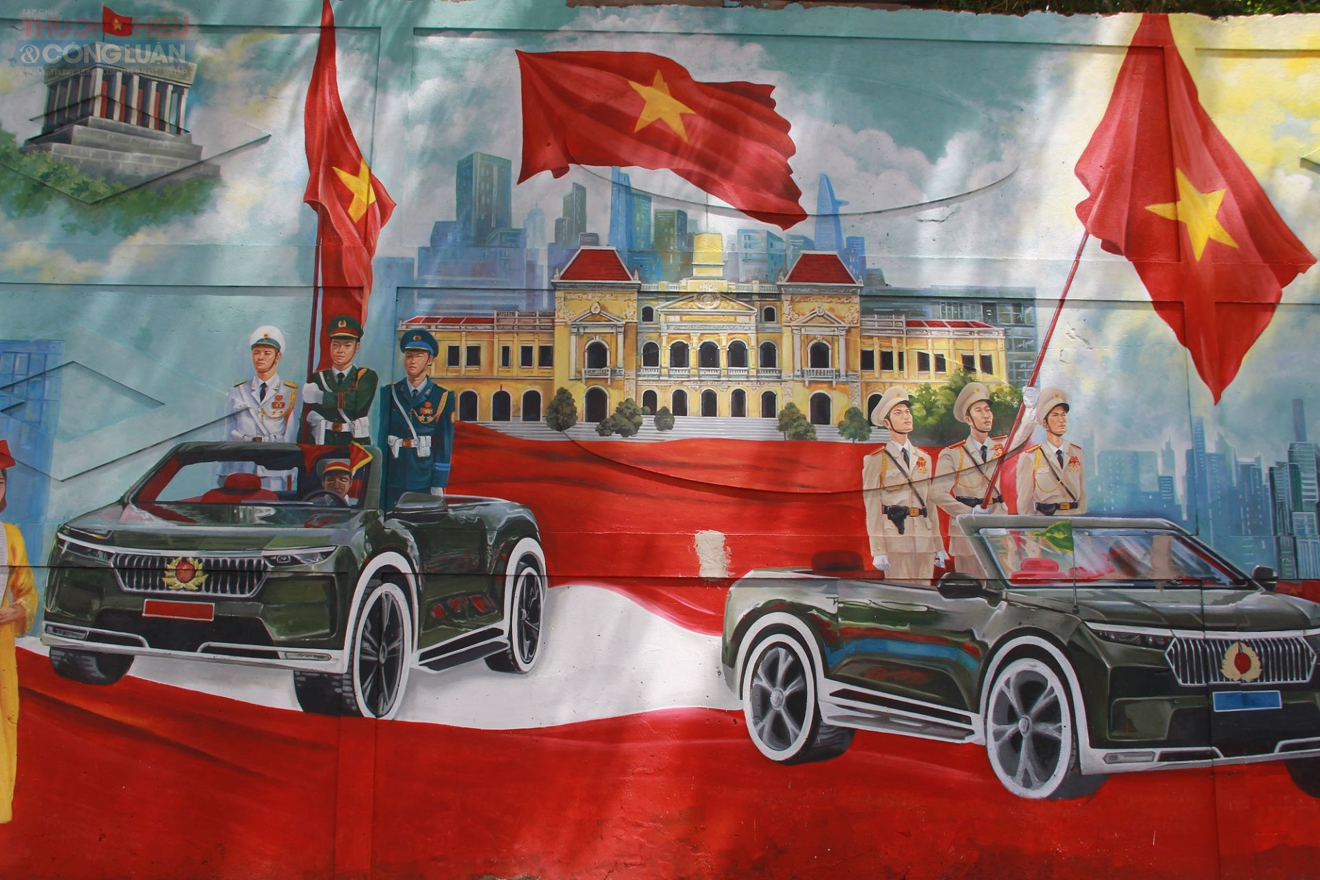 Đây có thể sẽ là nơi nhiều bạn trẻ tìm đến để chụp những bức ảnh kỷ niệm, cùng nhau cảm nhận sâu sắc hơn không khí của ngày Tết Độc Lập ngay tại trung tâm thành phố