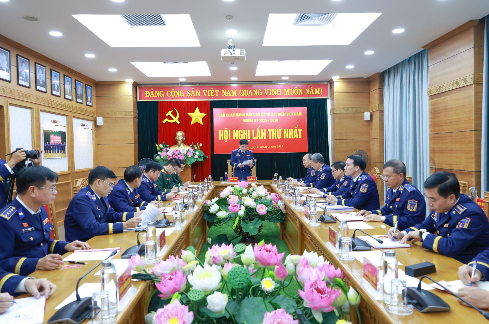 Ban chấp hành Đảng bộ Cảnh sát biển Việt Nam nhiệm kỳ 2025 - 2030 họp phiên đầu tiên.