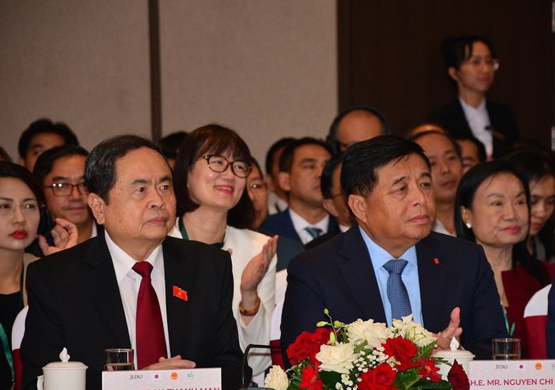 Chủ tịch Quốc hội Trần Thanh Mẫn và Phó Thủ tướng Nguyễn Chí Dũng tại Hội nghị - Ảnh: VGP/LS