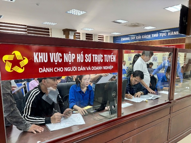 Nghệ An triển khai 205 thủ tục hành chính không phụ thuộc địa giới