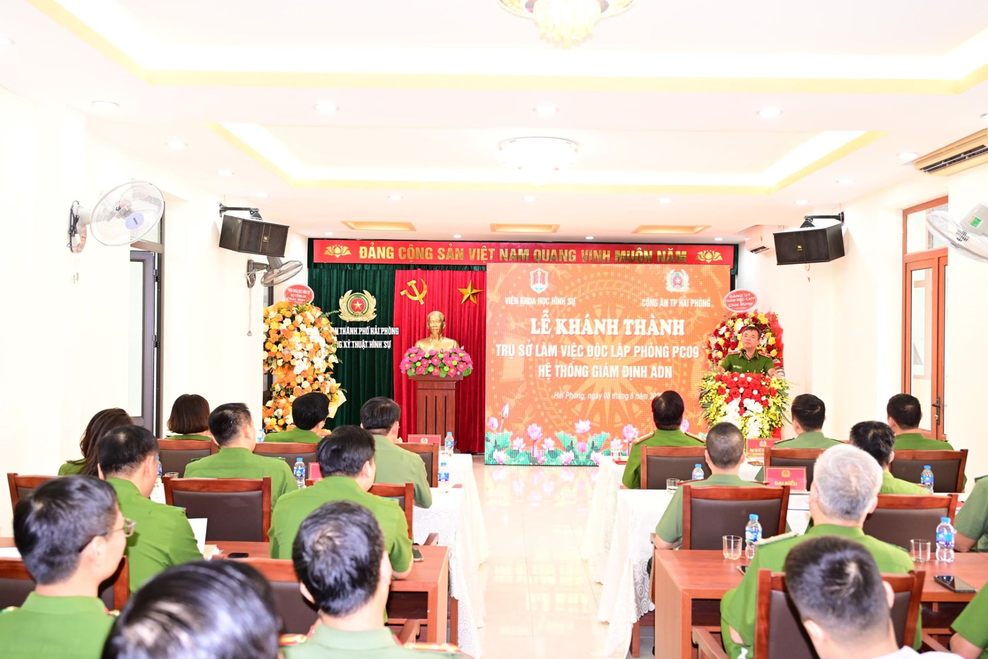 Thiếu tướng Nguyễn Tiến Nam, Viện trưởng Viện Khoa học hình sự - Bộ Công an phát biểu tại lễ khánh thành