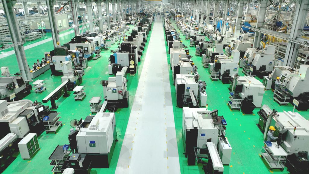 Máy móc thiết bị được đầu tư công nghệ hiện đại, đáp ứng yêu cầu sản xuất, gia công cơ khí chế tạo