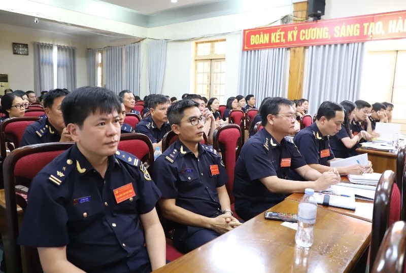 Các đại biểu tham dự đại hội