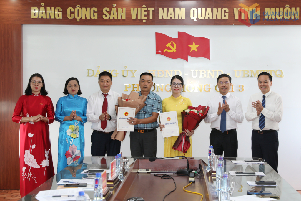 Quảng Ninh trao giấy chứng nhận đầu tư cho 2 dự án với tổng vốn gần 1.200 tỷ đồng