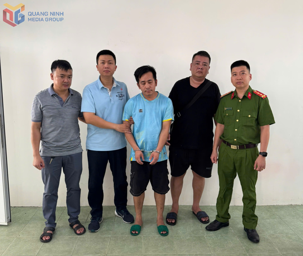 Bắt giữ đối tượng truy nã về tội “Tổ chức cho người khác nhập cảnh trái phép”