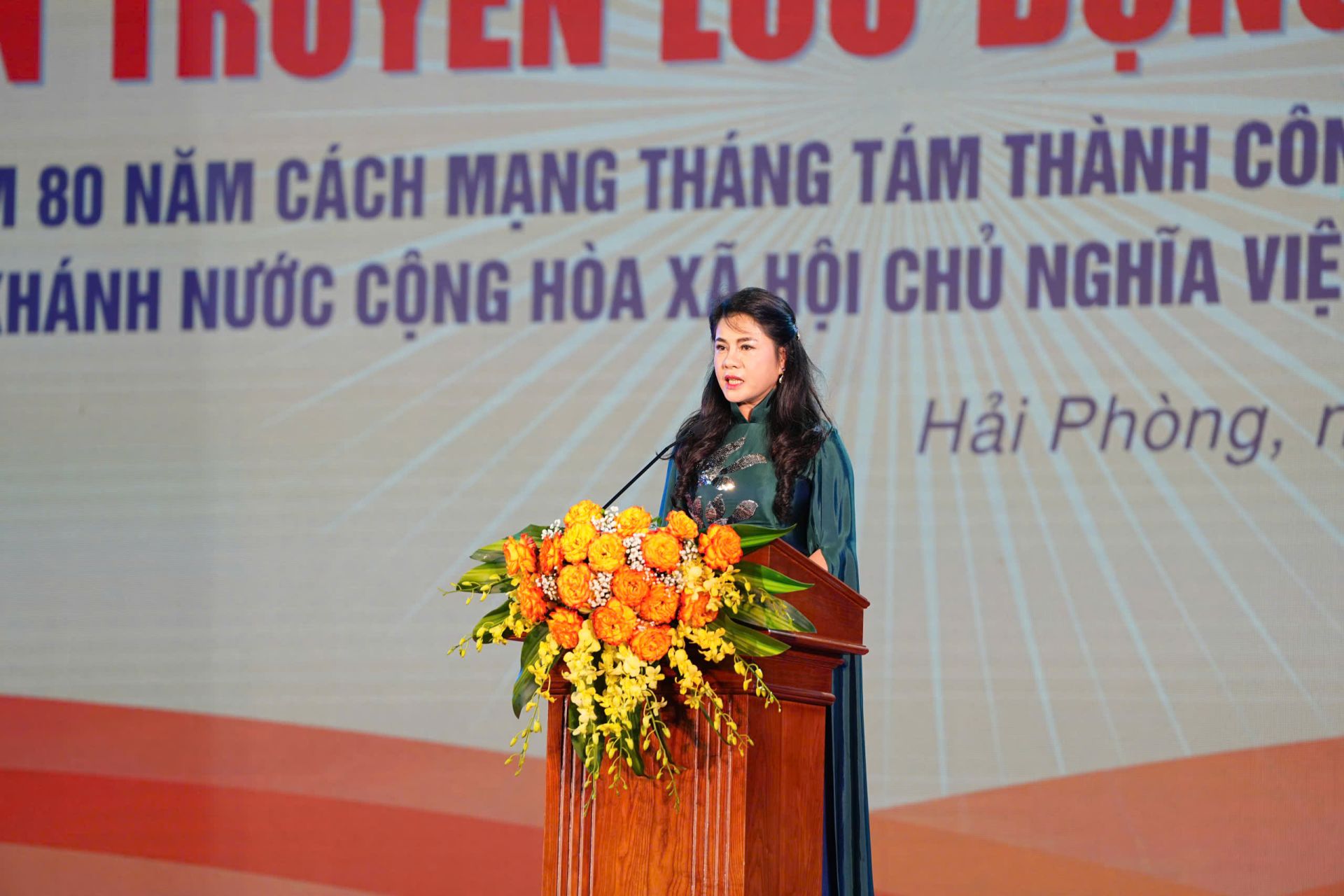 Bà Trần Thị Hoàng Mai, Giám đốc Sở Văn hóa Thể thao và Du lịch Hải Phòng Bà Trần Thị Hoàng Mai, Giám đốc Sở Văn hóa Thể thao và Du lịch Hải Phòng